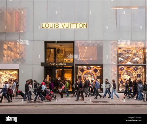 new york louis vuitton outlet|Louis Vuitton 5th ave store.